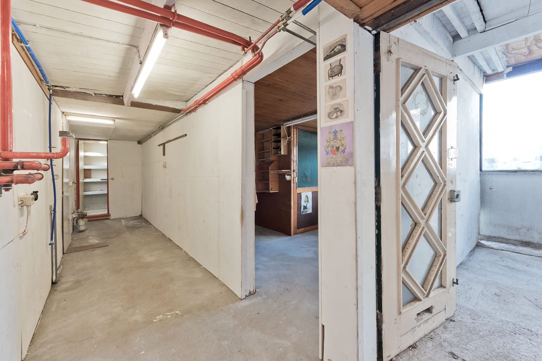 Photo 16 of Aalsmeerderweg 226