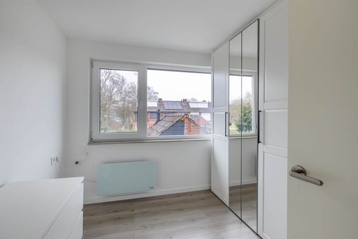 Photo 22 of Jan Tooropstraat 15