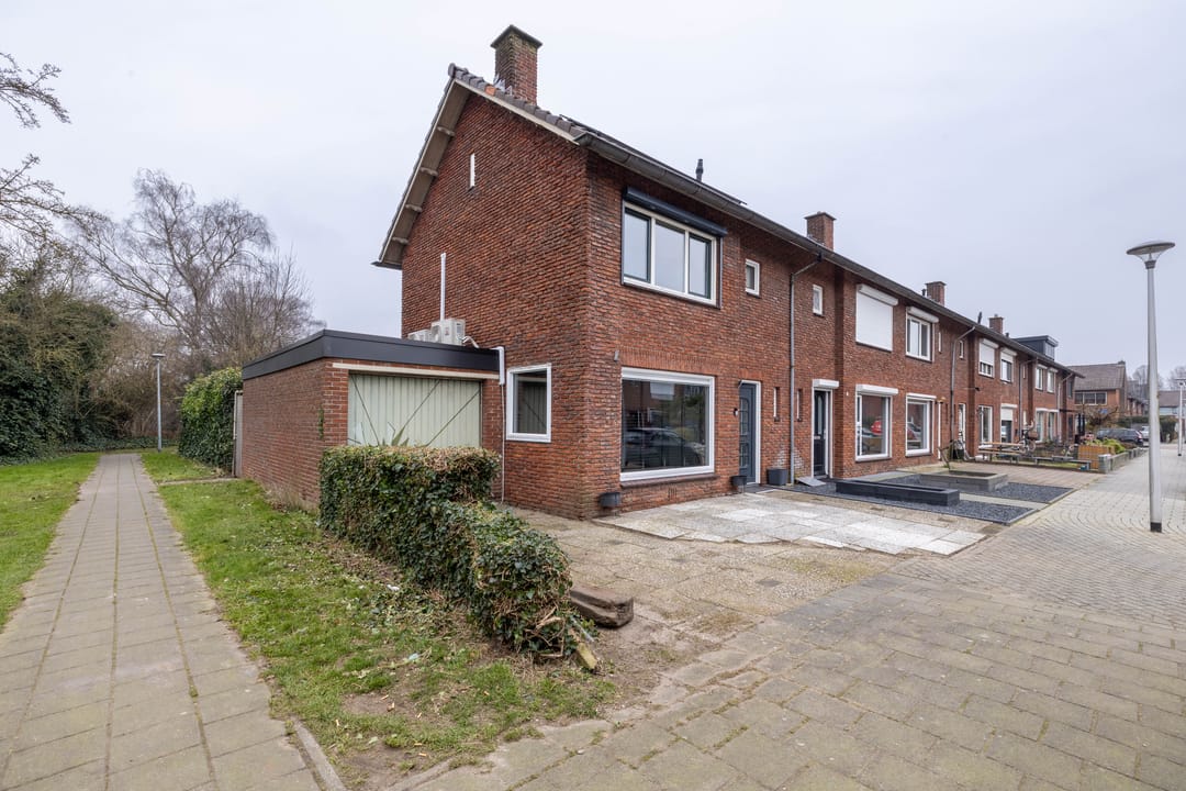 Foto 32 van Jan Tooropstraat 15