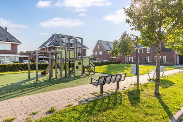 Foto 4 van Purperreiger 4