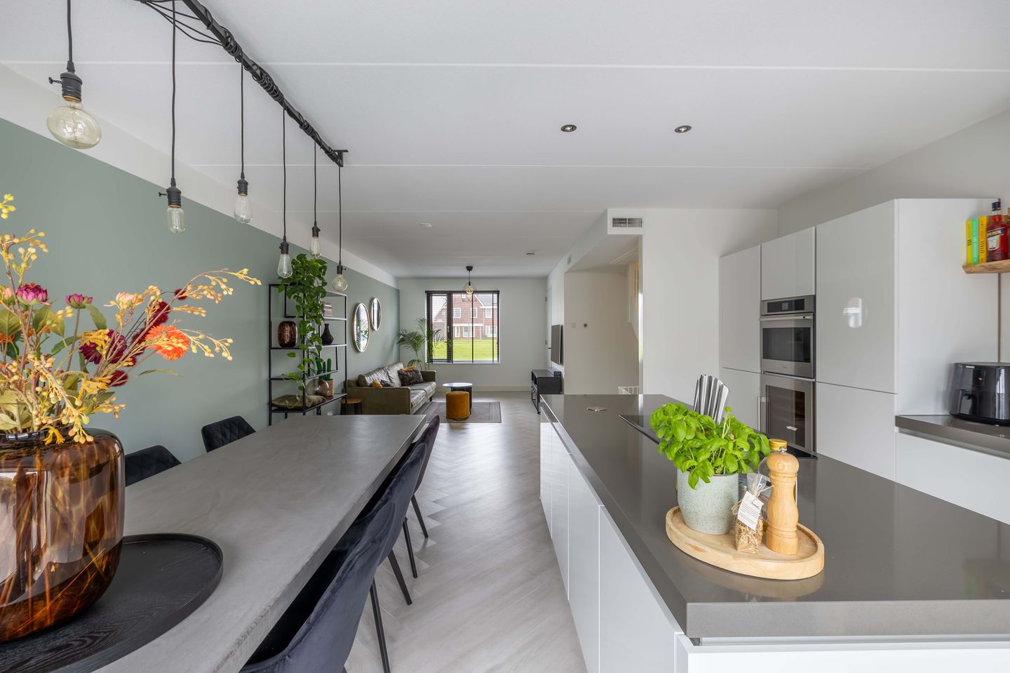 Foto 14 van Purperreiger 4