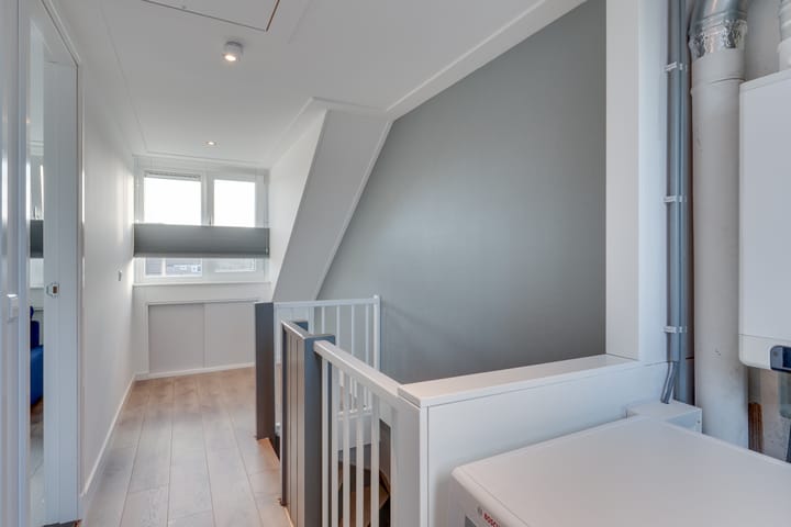 Foto 25 van Kloet 83