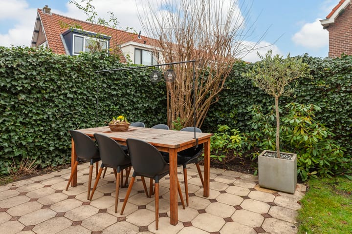 Foto 29 van Rozenlaan 92