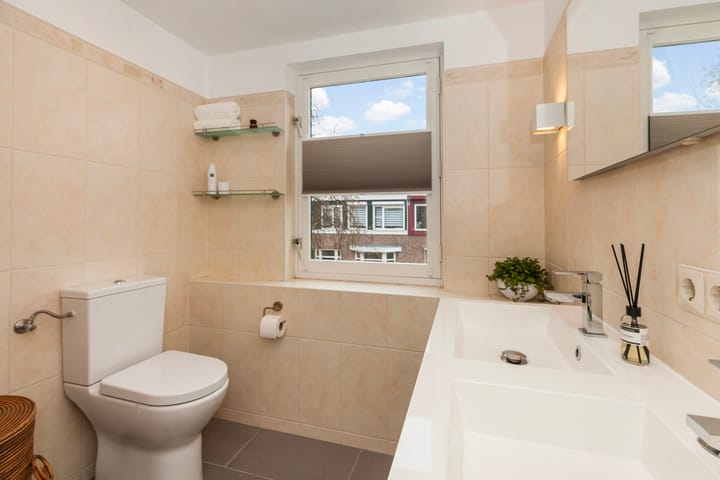 Foto 42 van Rozenlaan 92