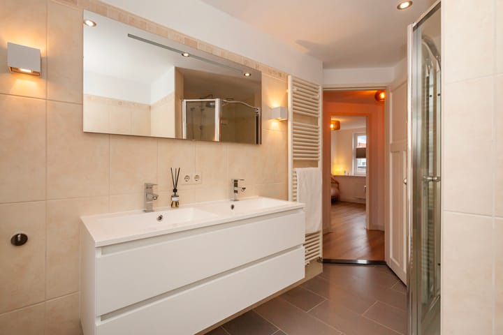 Foto 43 van Rozenlaan 92