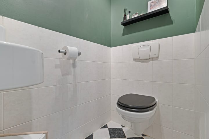 Photo 5 of Edisonstraat 15-BS