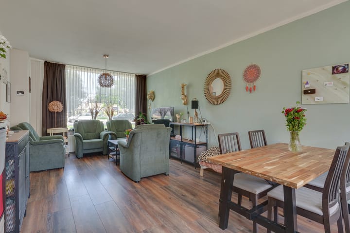 Foto 2 van Basiusstraat 4