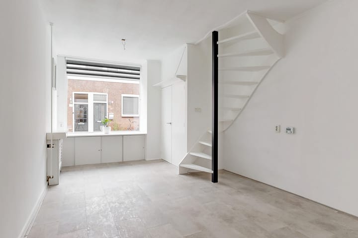 Foto 8 van Pieter Schimstraat 11