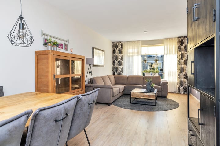 Foto 16 van Burgemeester Beststraat 63