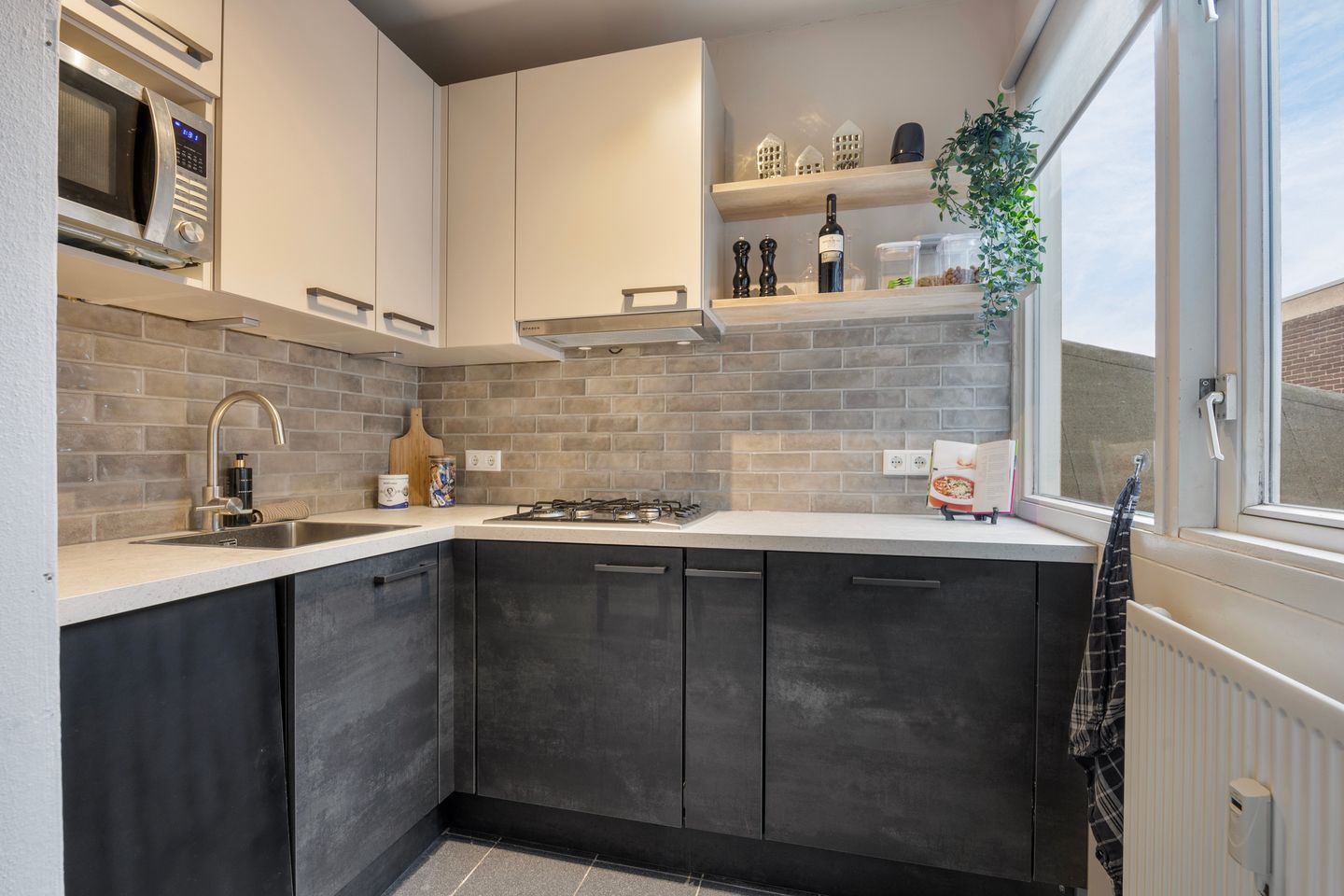 Foto 10 van Plein 1944 30-B