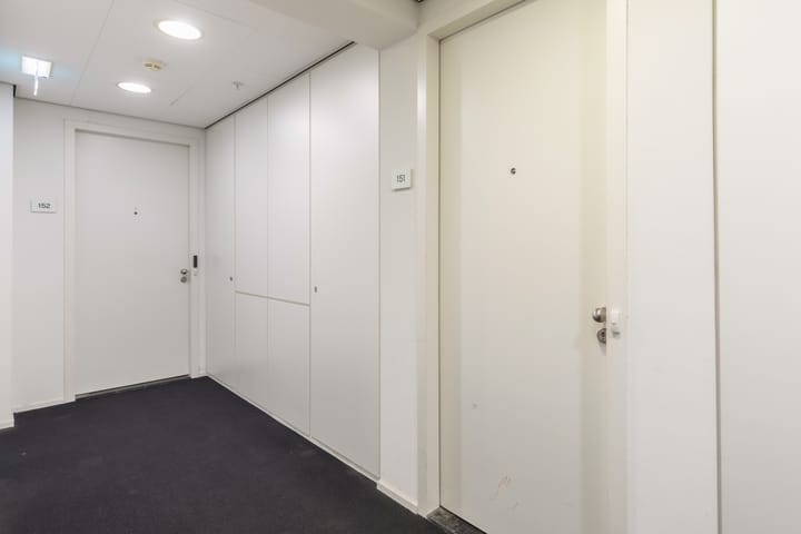 Foto 5 van Anna van Buerenplein 151