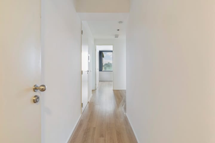 Foto 6 van Anna van Buerenplein 151