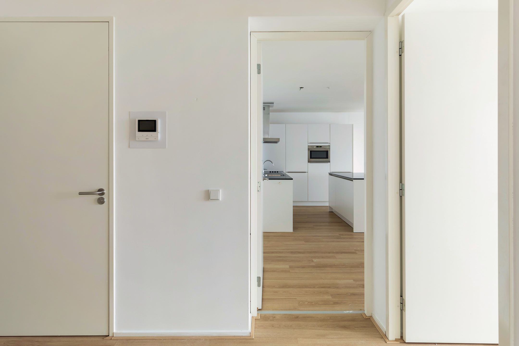 Foto 9 van Anna van Buerenplein 151