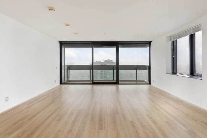 Foto 11 van Anna van Buerenplein 151