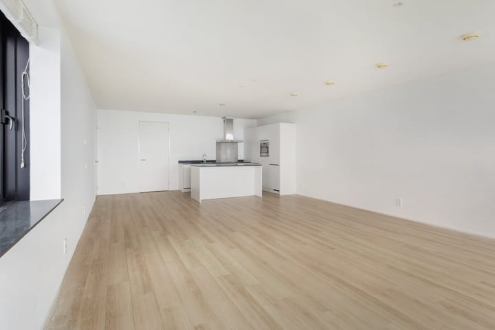 Foto 13 van Anna van Buerenplein 151