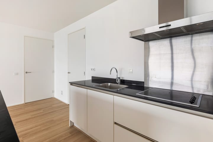 Foto 20 van Anna van Buerenplein 151