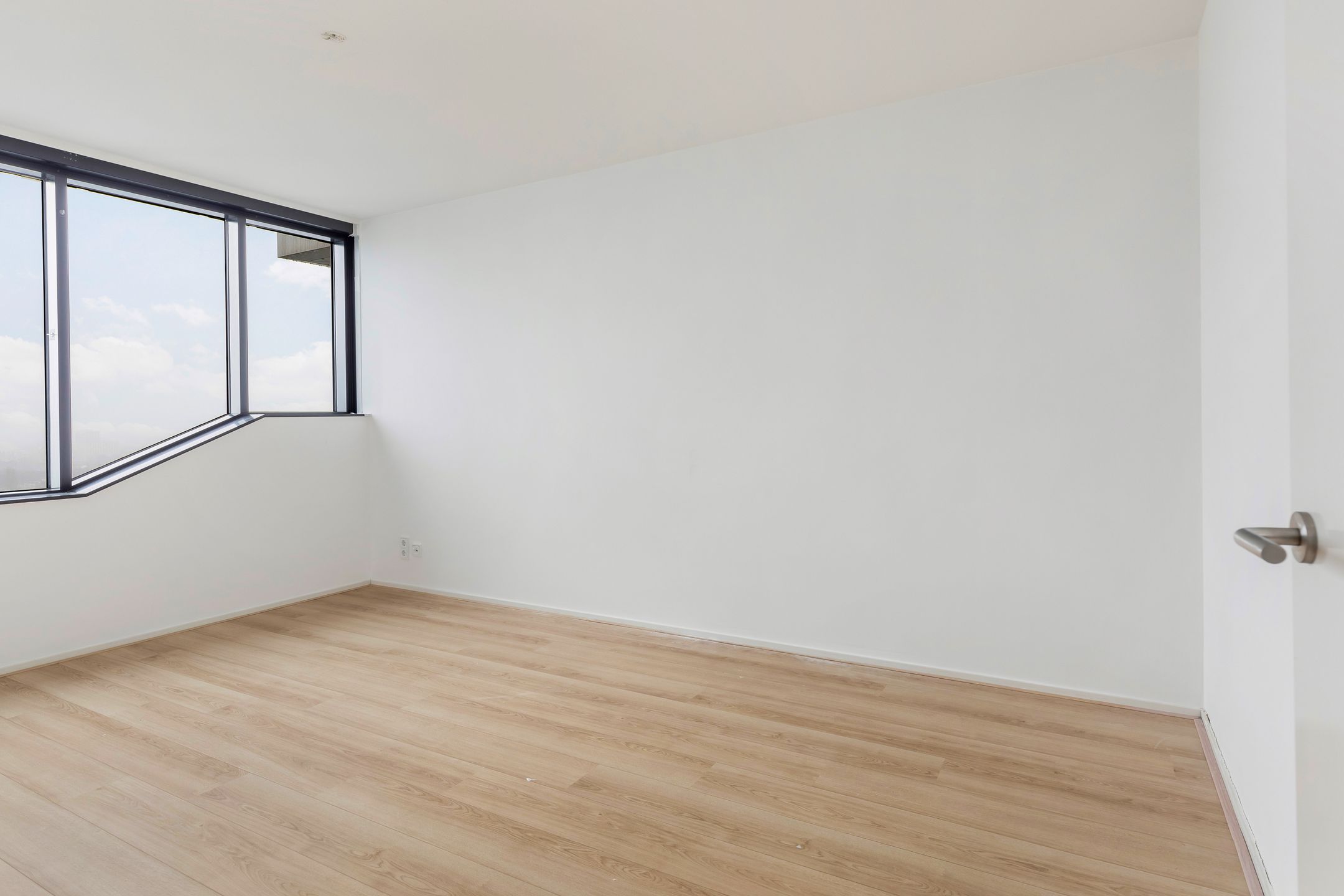 Foto 21 van Anna van Buerenplein 151