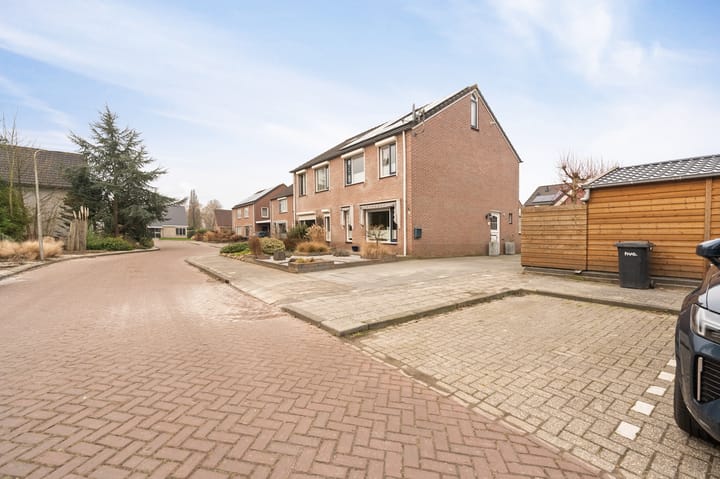 Foto 5 van de Oosthoek 6