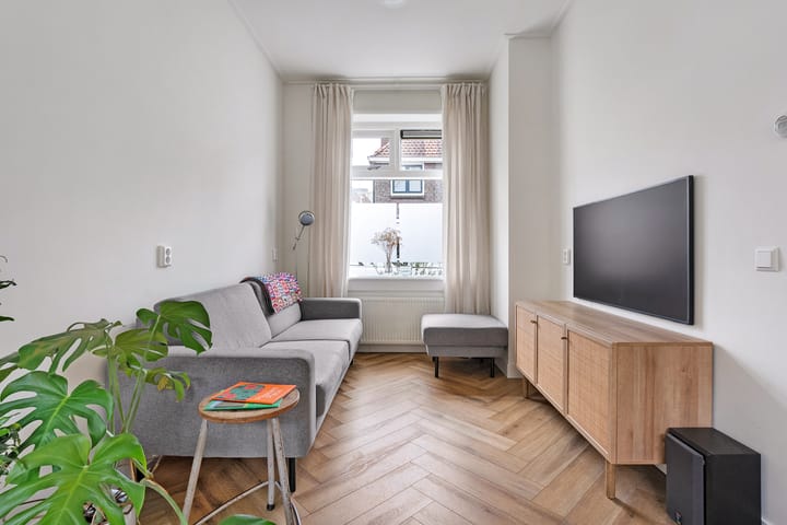 Foto 10 van Derk Buismanstraat 19