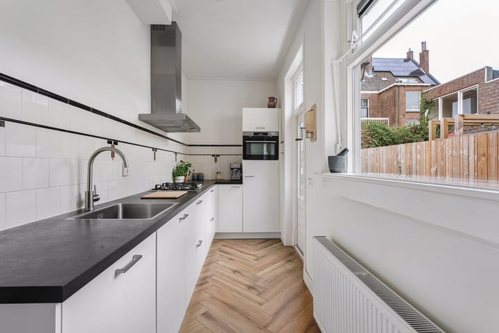 Foto 14 van Derk Buismanstraat 19