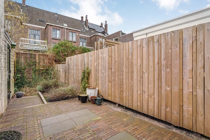 Foto 26 van Derk Buismanstraat 19