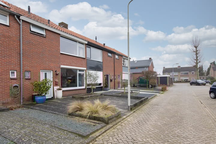 Foto 9 van Weidestraat 6