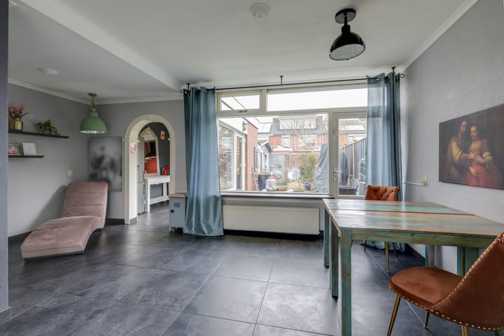 Foto 20 van Weidestraat 6