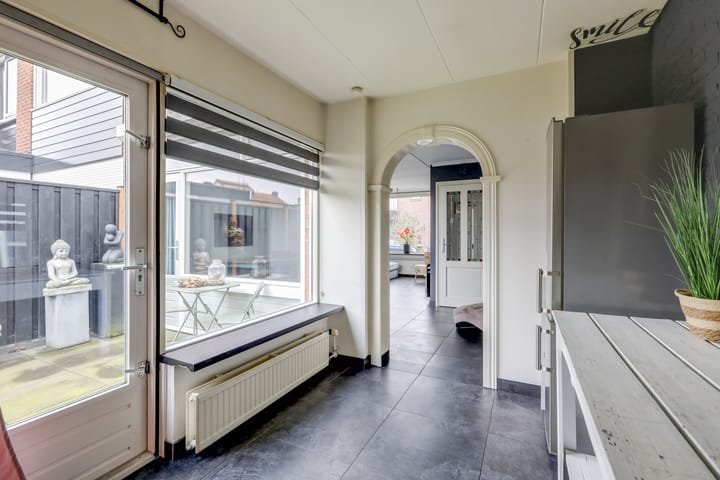 Foto 25 van Weidestraat 6