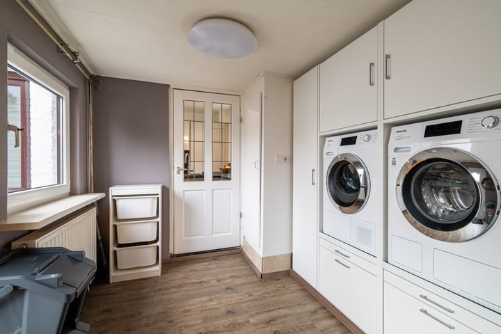 Foto 12 van van Ruysdaelstraat 33