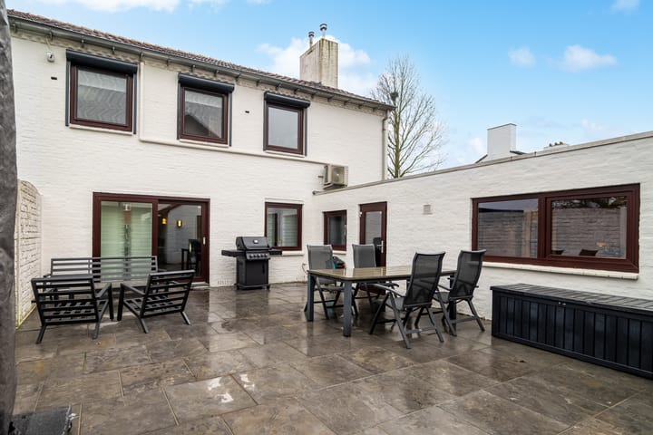 Foto 26 van van Ruysdaelstraat 33