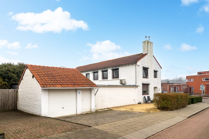 Foto 28 van van Ruysdaelstraat 33