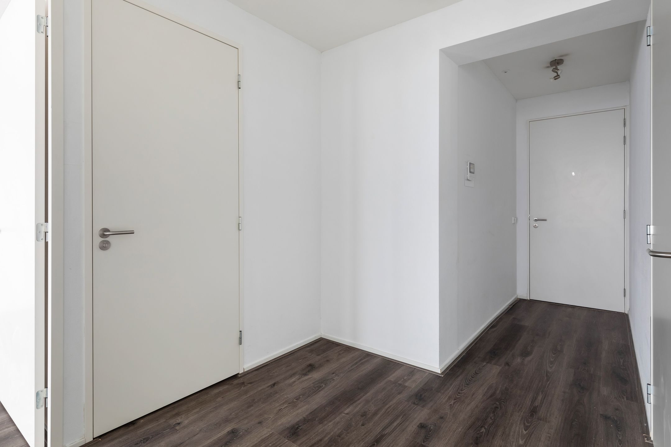 Foto 6 van Anna van Buerenplein 226