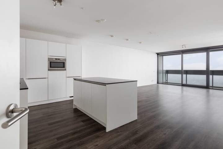 Foto 9 van Anna van Buerenplein 226