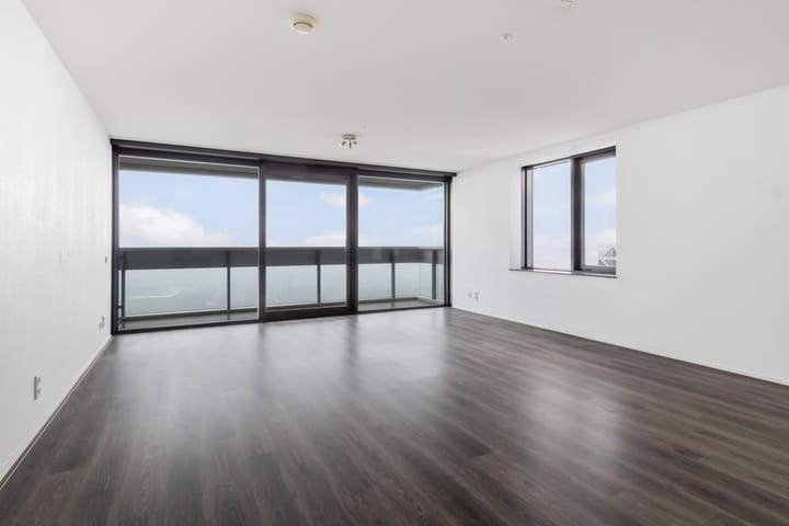 Foto 11 van Anna van Buerenplein 226