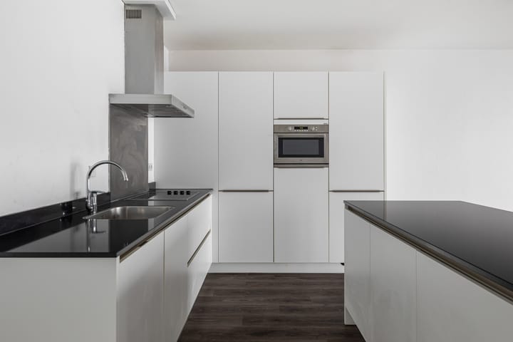 Foto 16 van Anna van Buerenplein 226