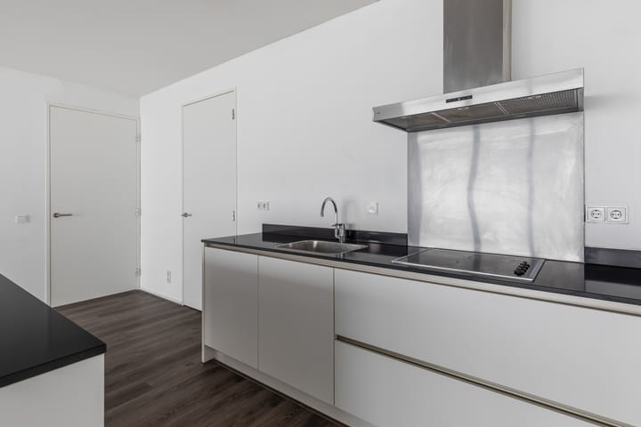 Foto 17 van Anna van Buerenplein 226