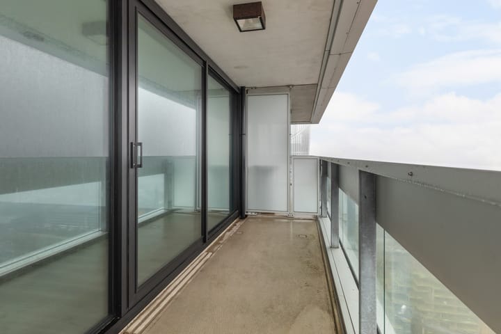 Foto 21 van Anna van Buerenplein 226