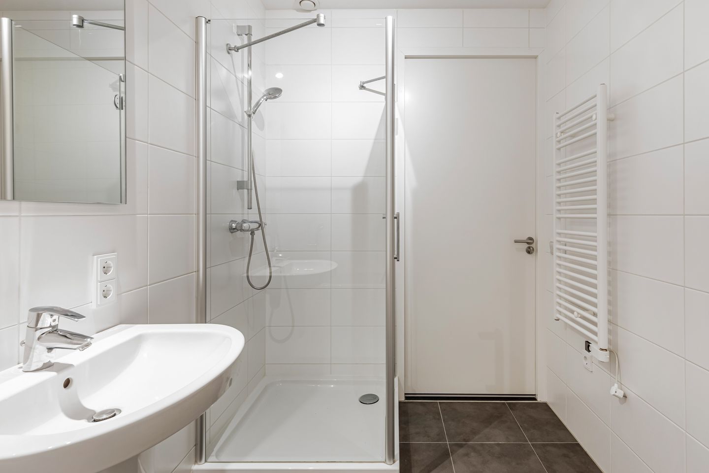 Foto 34 van Anna van Buerenplein 226