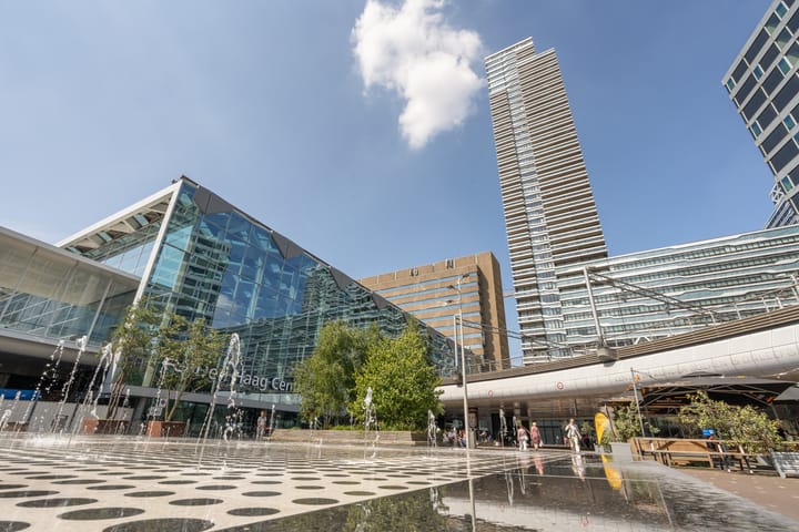 Foto 38 van Anna van Buerenplein 226