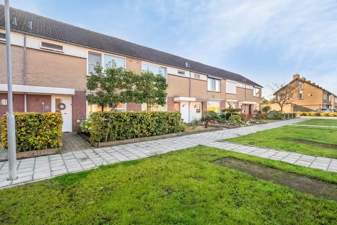 Photo 38 of Sprookjeshof 10