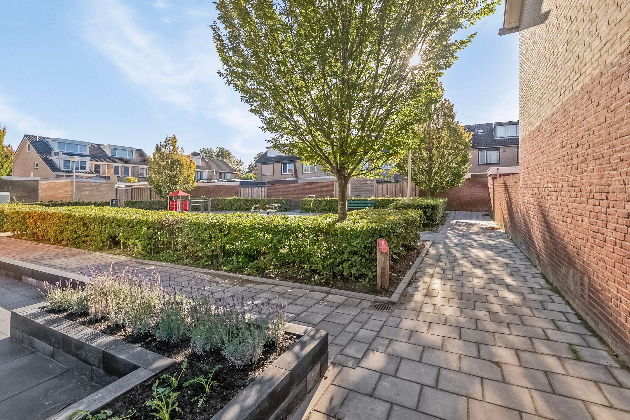 Photo 42 of Sprookjeshof 10