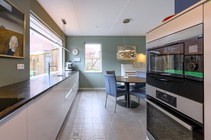 Foto 9 van Troelstralaan 21