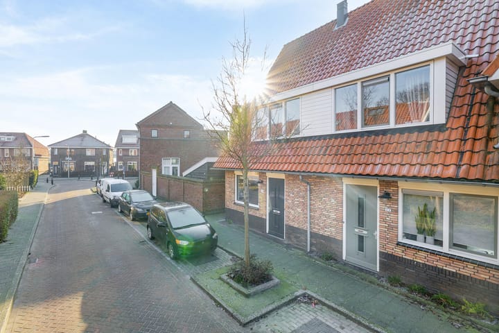 Foto 38 van Lisbloemstraat 24