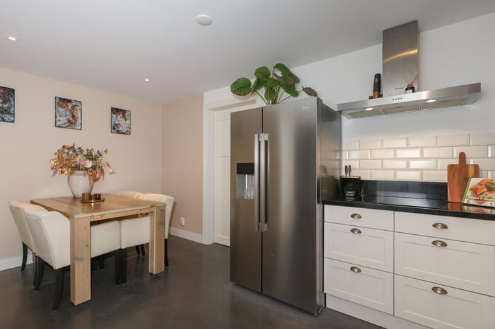 Photo 17 of Obalaan 20