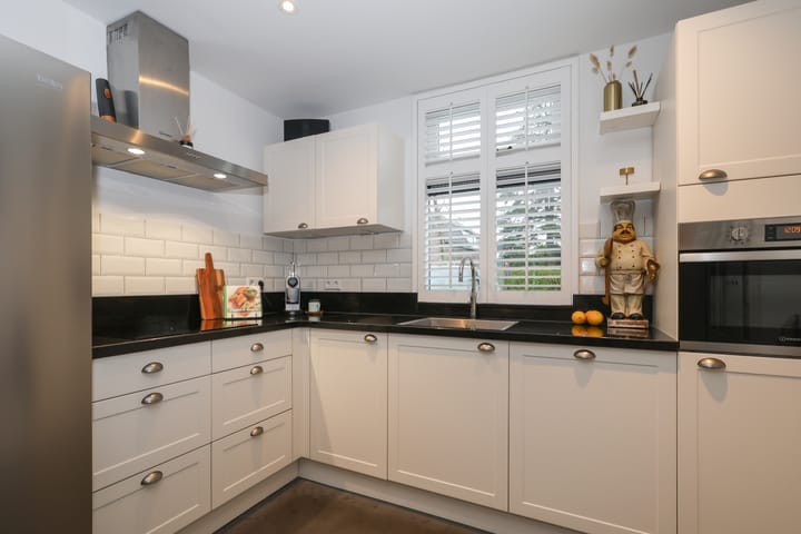 Photo 19 of Obalaan 20