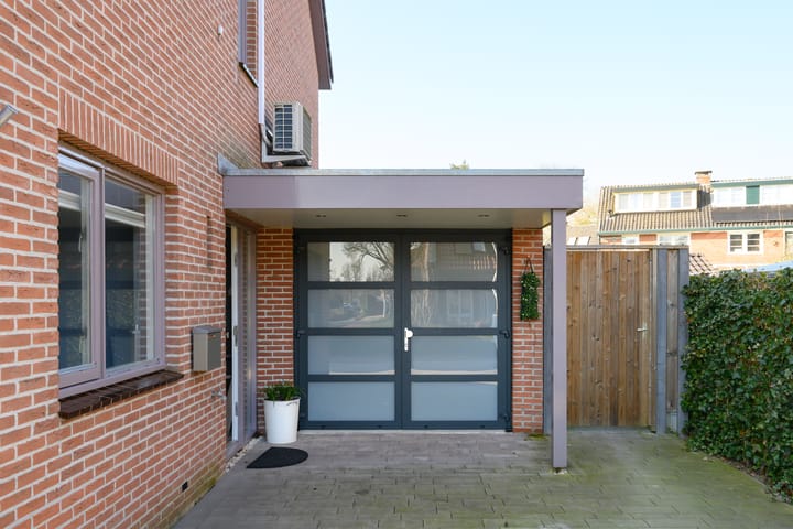 Foto 43 van Troelstralaan 21