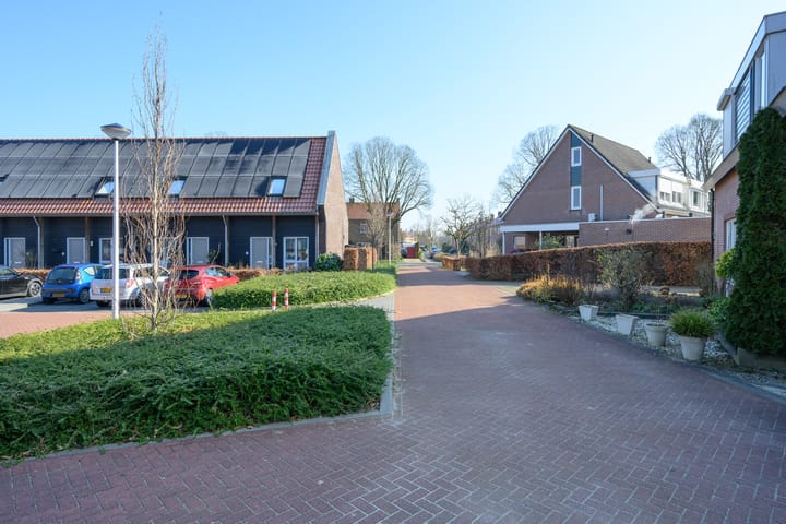 Foto 46 van Troelstralaan 21