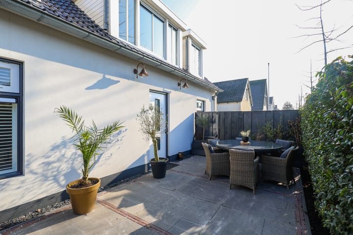 Photo 51 of Obalaan 20