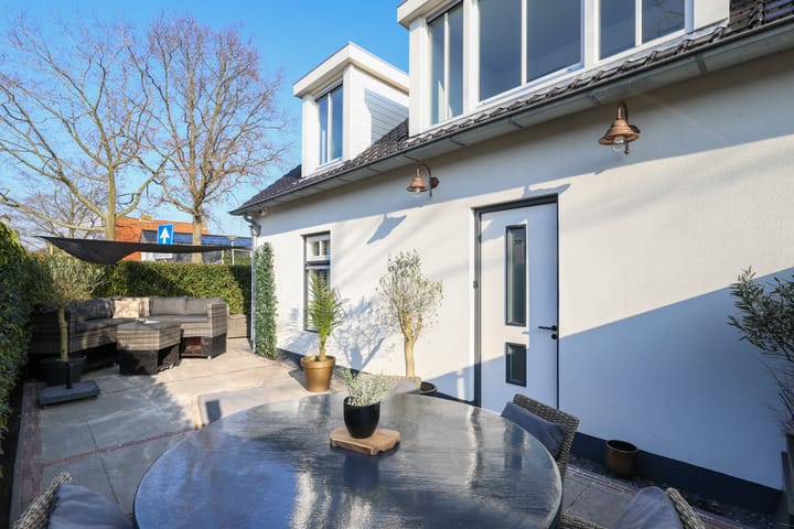 Photo 53 of Obalaan 20