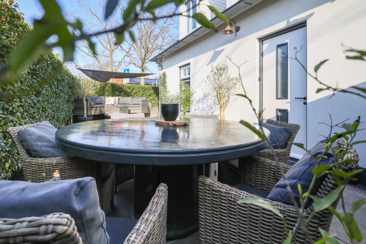 Photo 54 of Obalaan 20